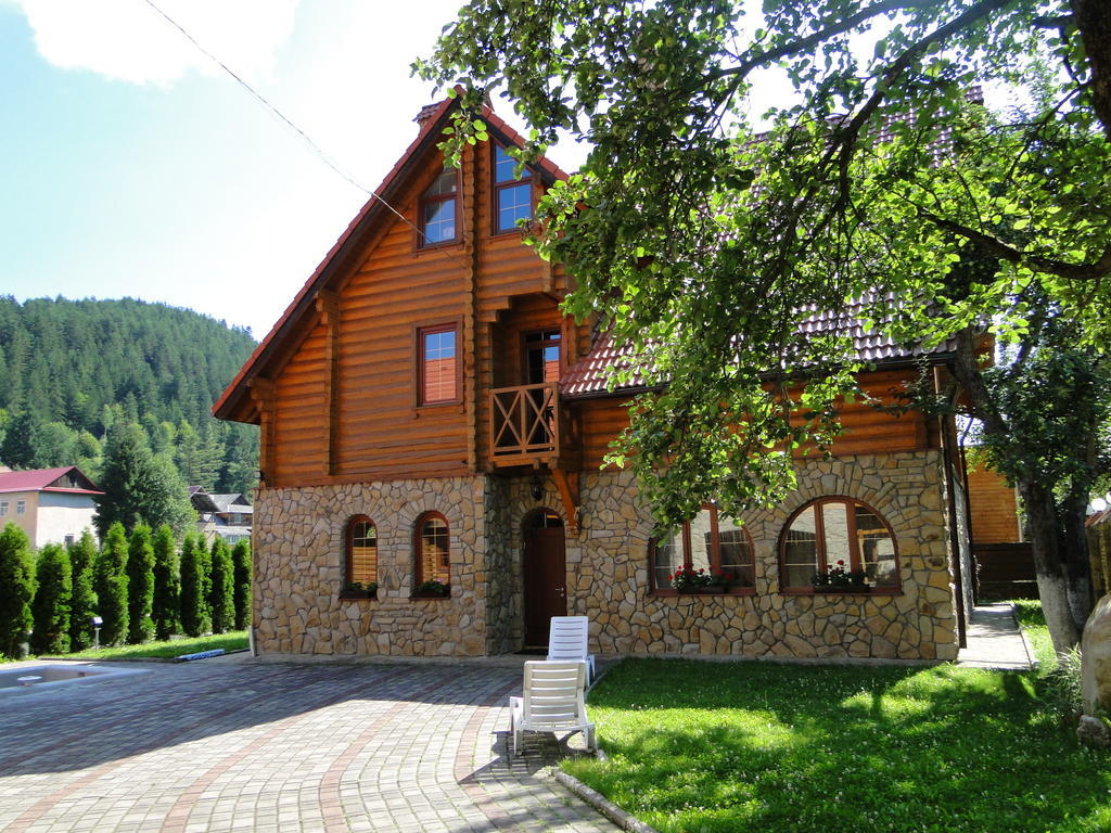 Villa Bilogirya Jaremtje Rum bild